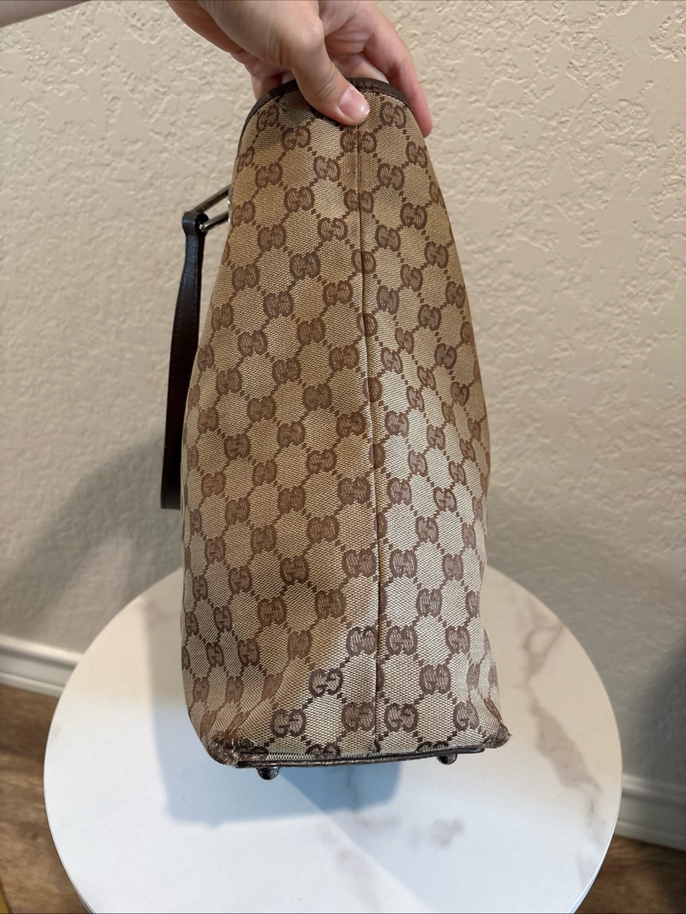 Gucci Beige/Brown GG Supreme Canvas Tote with Leather Straps - Picture 7 of 16